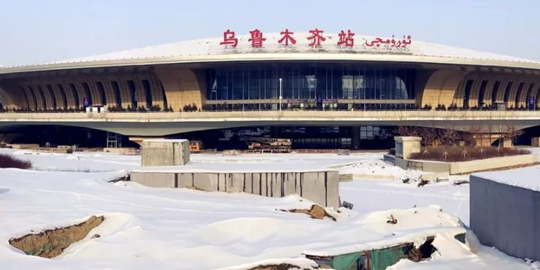 佛山到烏魯木齊空運(yùn)物流公司-佛山至烏魯木齊物流貨運(yùn)專(zhuān)線海陸空運(yùn)輸一體化服務(wù)